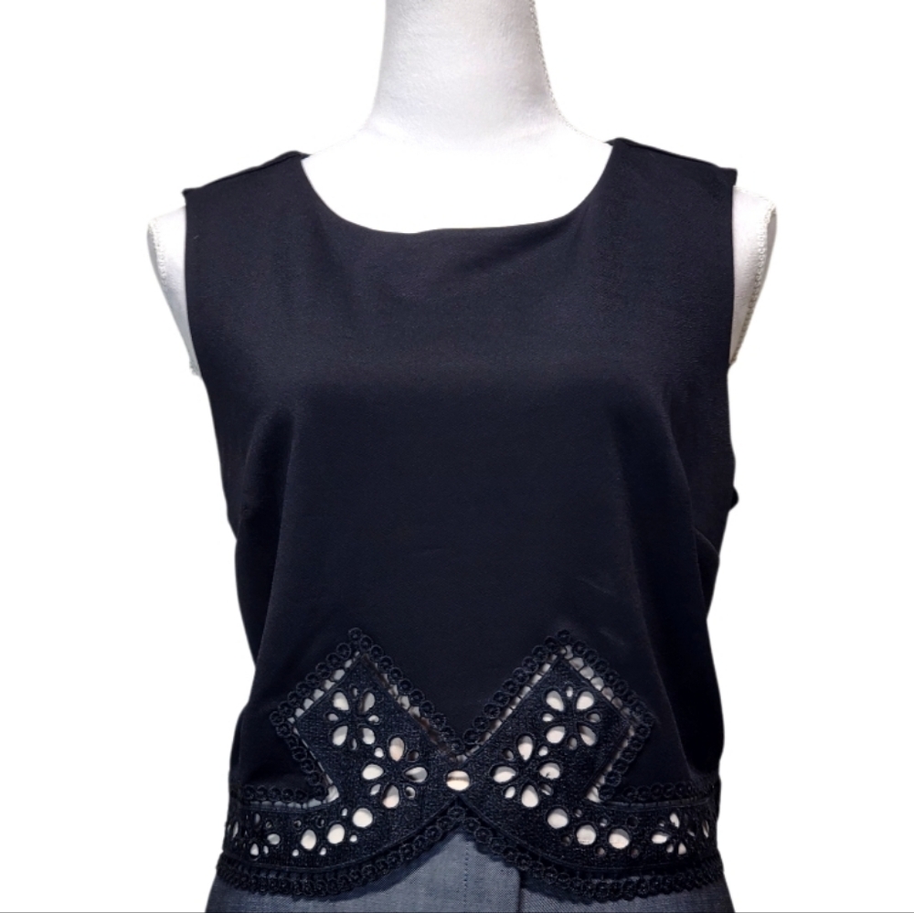 7th Avenue New York & Co Black Sleeveless Blouse Size Large